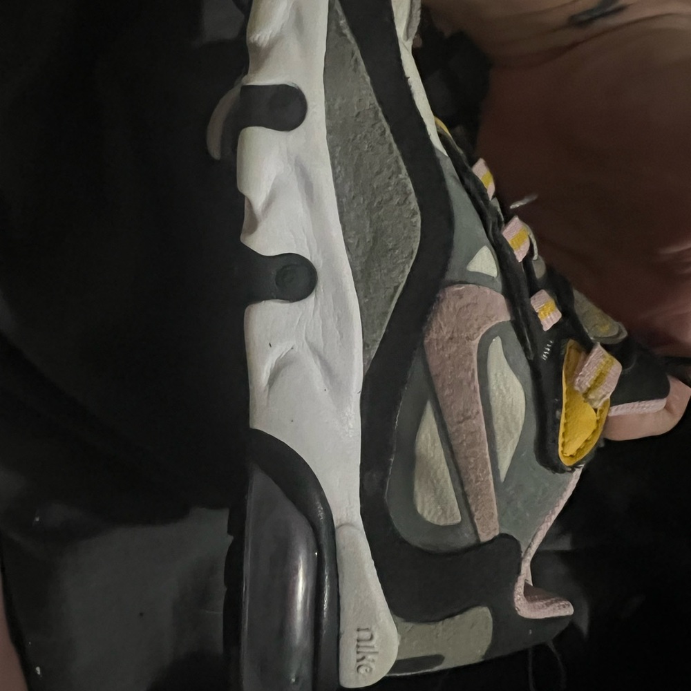 2 pairs size 11 kids Nike Air and Bebe black shoes - Picture 2 of 5